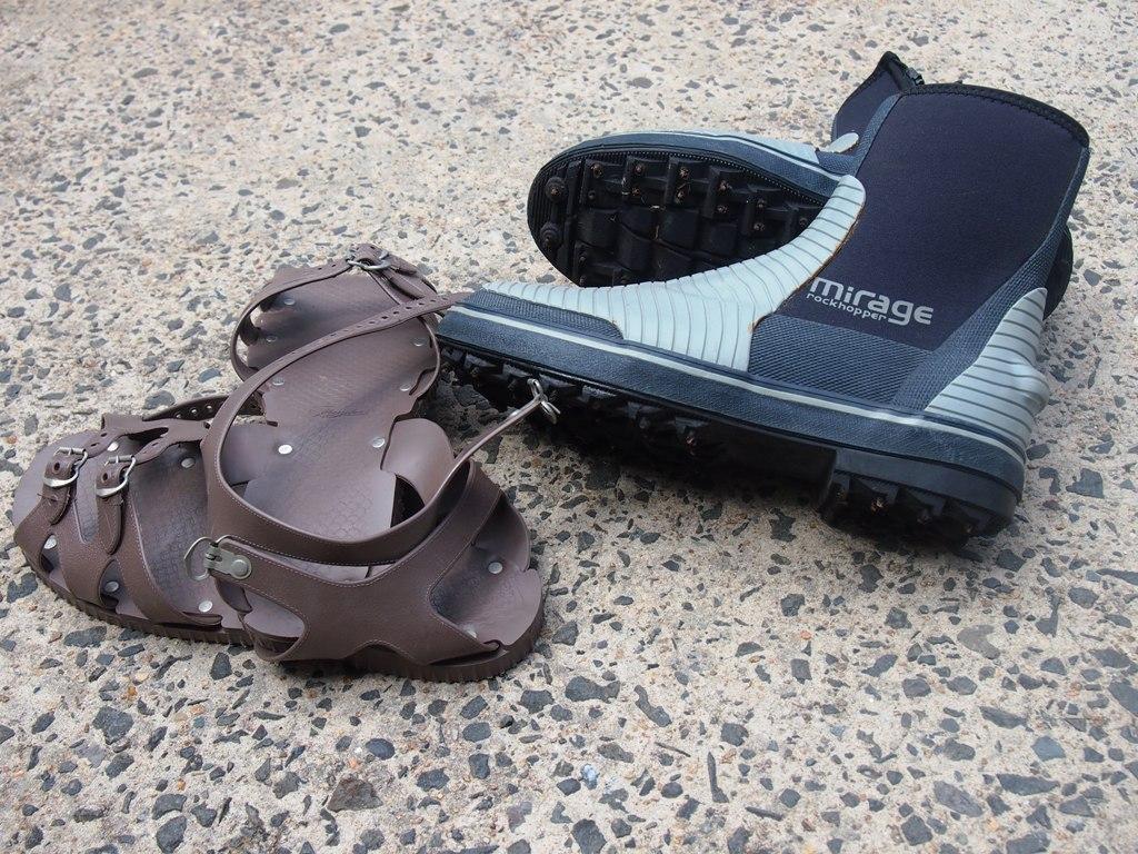 3. Having the correct footwear is essential when fishing off the rocks © Gary Brown